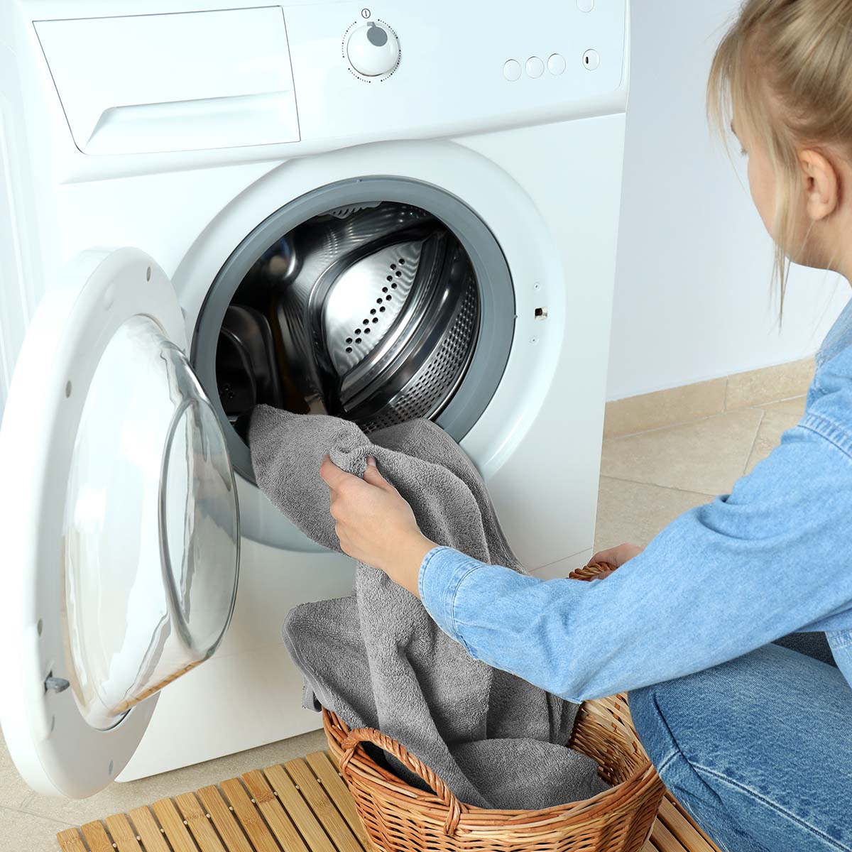 Hausarbeit mit Waschmaschine